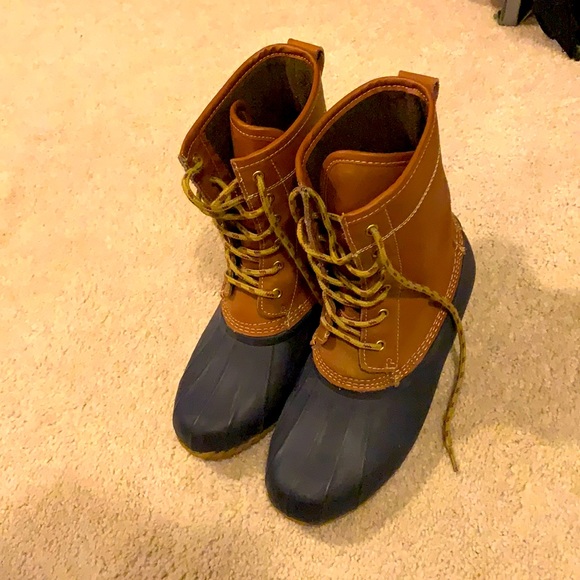 Cute rain boots - Picture 1 of 4